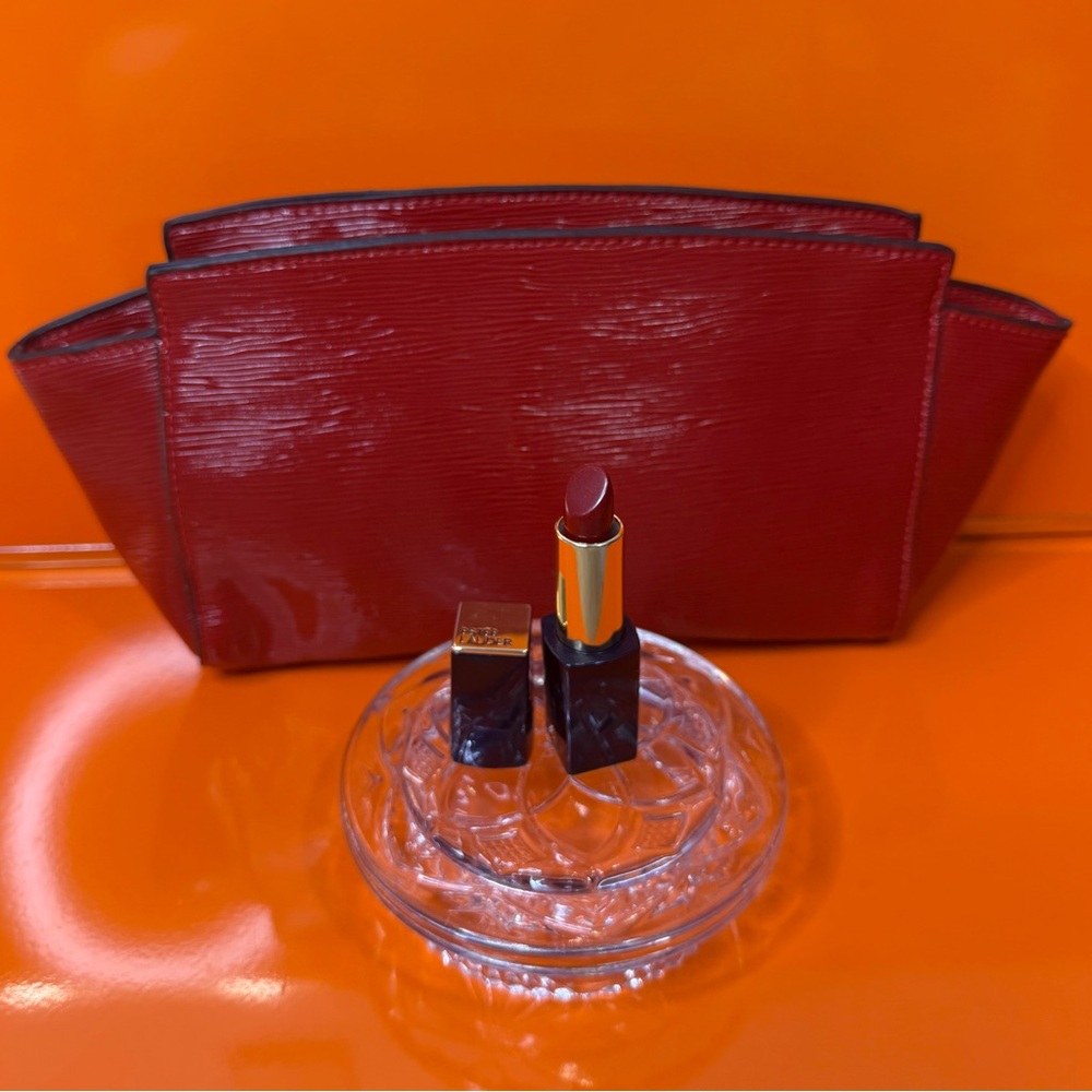 Estee Lauder. Pure Color Envy # 323 Intense Emotion